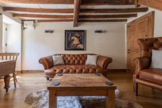 Chapel Cottage with Log Burner (Dog Friendly) - 5