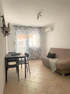 Nice apartment (1) for 2-4 in 60m to beach - Dubravčevina - 9
