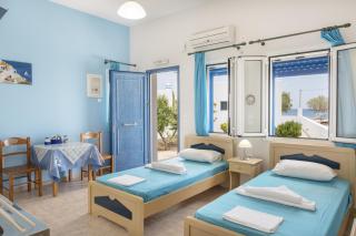 Studios Ninemia Serifos 1 - 0