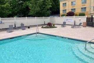 La Quinta by Wyndham Danbury - Danbury - 1