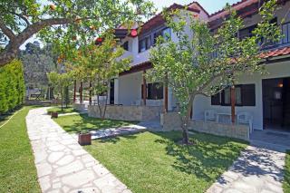 Villa Alexandra Suites - Polykhrono - 1