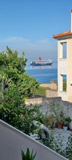 Seaview Luxury Apartment - 0
