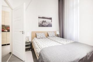 Elegant Apartment in Super Central Location - 7