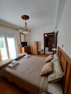 Seaview Flora's Luxury Apartment - Retimno - 1