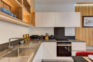Apartment Chéserys, Alpes Travel, Les Praz Sleeps 2-4 - Chamonix - 2