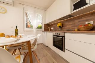 Apartments Danica by EL-PI TOURS - Njivice - 6
