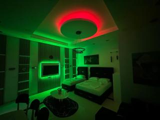 ESTO's Apartament near Tirana Airport 1 - Self CheckIN -Netflix - FREE Parking - Valias - 1
