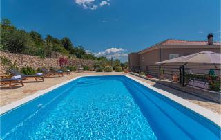 Beautiful Apartment In Sibenik - Šibenik - 1