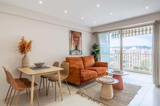 Renovated flat 250m from the beach - Town centre - Antibes - 1