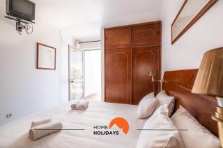 #047 Almond Tree by Home Holidays - 1