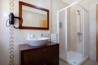 Villa Flor Rosa Piscina e Jacuzzi - 1