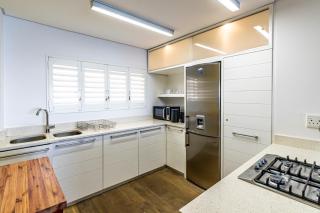 Modern Beach Front Apartment - Ballito - 5