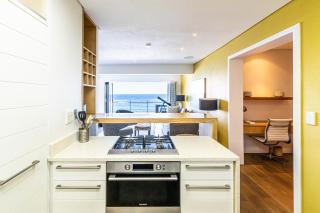 Modern Beach Front Apartment - Ballito - 9