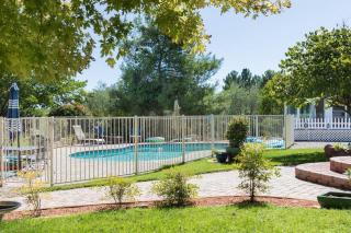 Kapila Gardens Family Retreat w/ private pool - Cottonwood - 5
