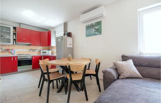 Lovely Home In Ricice - 8