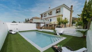Magnificent villa: 2 private pools, BBQ, garden & parking. 13 per. In Padul - 9