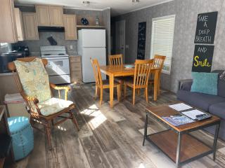 Lake Point Motel - Marblehead - 1