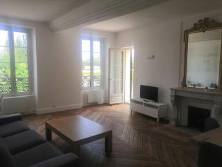 Grand 2P Terrasse bord de seine - 9