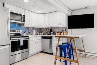 Contemporary Finishes - Studio Apt - Sloans Lake - 9