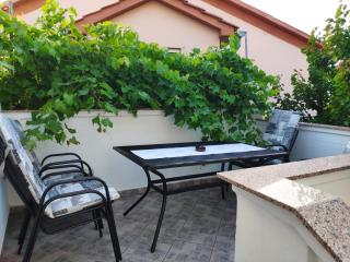 Apartment & Rooms Nora - Rab - 8