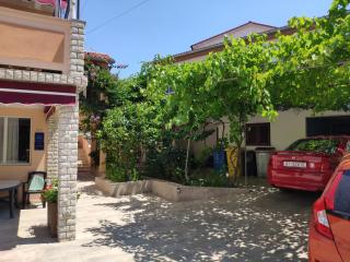Apartment & Rooms Nora - Rab - 0