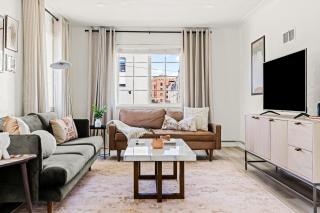 Modern Comfort - King Beds - Walk to Sloans Lake - 4