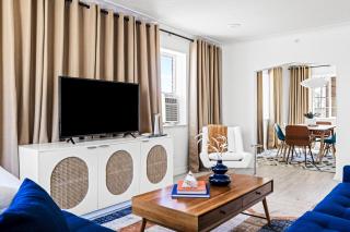 Bright & Modern Retreat - King Beds - Sloans Lake - 3