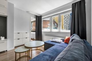 Chmielna Downtown Apartments - City Center, AirCon - by Rentujemy - 2