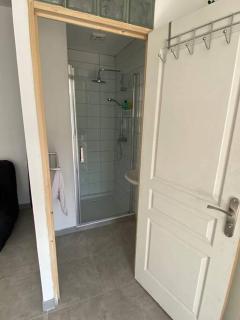 Studio meublée 21m2 les Abrets en Dauphiné avec accès autonome - Les Abrets - 1