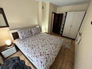 Marina Apartments - One Bedroom - Bansko - 8