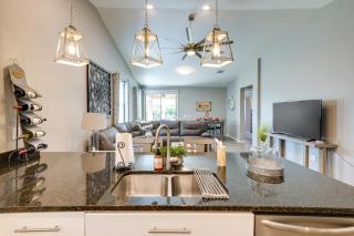 Remote Workers Welcome Chandler Home with Fire Pit - Chandler - 2