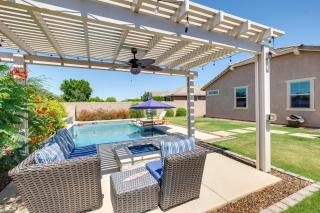 Remote Workers Welcome Chandler Home with Fire Pit - Chandler - 0