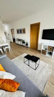 F4 - chic - piscine - salle fitness - 1