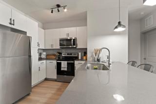 Luxury Condo in Ybor City Tampa w/Pool access - Tampa - 7