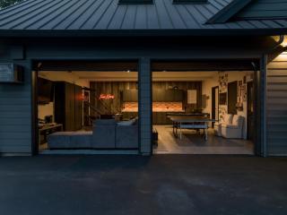 Escape to Wine Country Luxurious Getaway Awaits - Dundee - 3