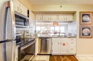 Emerald Towers 605 - 5