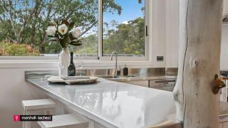 Baraga Sanctuary holiday house, Bermagui Barragga Bay Linen & Wifi Provided - Bermagui - 1