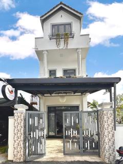 Moon & Wind House - 9