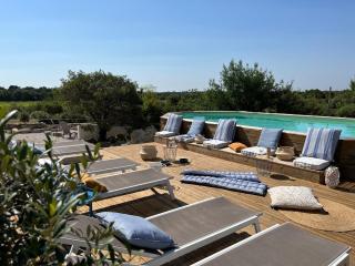Le Domaine du Cade-Gîtes d'exception 4étoiles "La Villa du Cade" - Cazevieille - 3