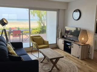 Appartement 2P, Rez-de-jardin, Accès Plage, Animaux OK, Parking, Internet Inclus - FR-1-487-355 - Cabourg - 1