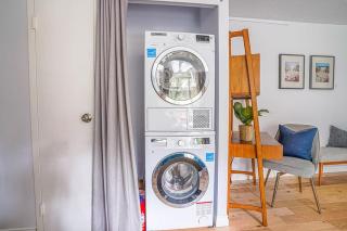 Tranquil 2BR downtown condo, Parking, King bed - Seattle - 6