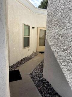 Townhouse, two car garage, fireplace back yard - Las Cruces - 3