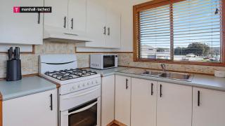 What A View Unit4 120 Lamont St Bermagui Holiday Unit - Bermagui - 2