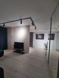 Studio 1 camera - 5