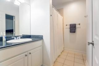 Montrose Lodge by Dunyha - Houston - 5