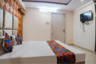 FabHotel The Pannies - 7