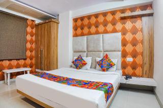 FabHotel The Pannies - 8