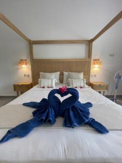 Blue EmOcean Dive Resort - Moyo Island - 9