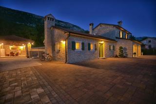 Holiday Home Villa Skavre - Pulgarija Čepić - 6