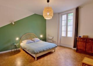 La grande maison de Suzanne et son Jardin - 9